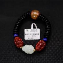 和(hé / huò)田玉大(dà)三不(bù)猴手鏈